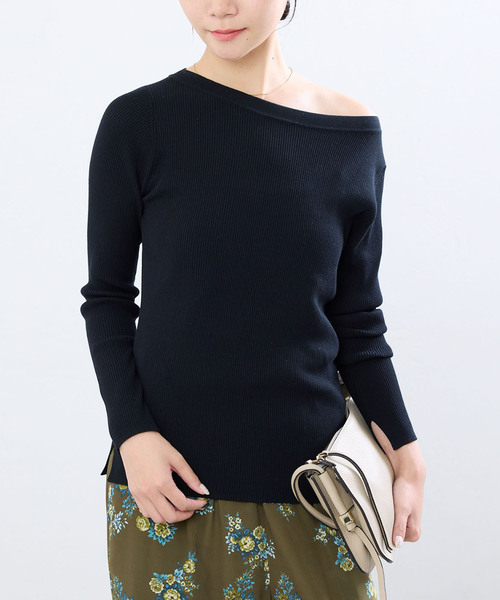 IENA(イエナ)の「《/手洗い可》ECO SPLASH ボートネックプルオーバー(ニット/セーター・レディース・ブラック/パープル/ベージュ・FREE)」の1枚目の写真