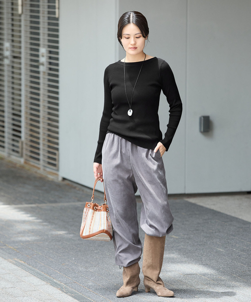 IENA(イエナ)の「《/手洗い可》ECO SPLASH ボートネックプルオーバー(ニット/セーター・レディース・ブラック/パープル/ベージュ・FREE)」の5枚目の写真