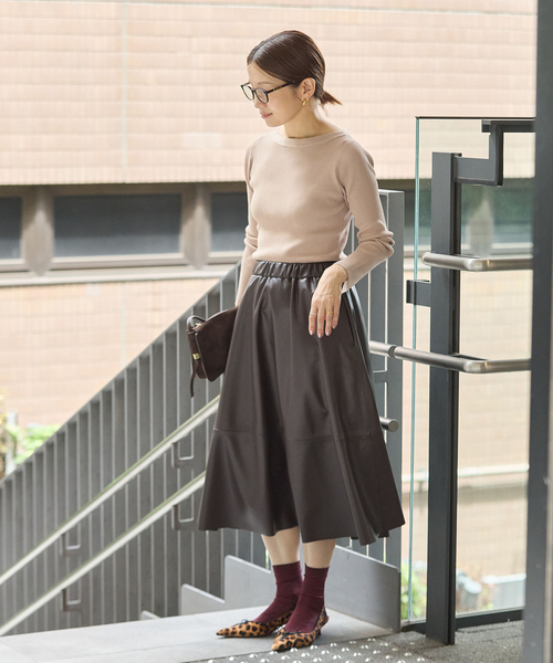IENA(イエナ)の「《/手洗い可》ECO SPLASH ボートネックプルオーバー(ニット/セーター・レディース・ブラック/パープル/ベージュ・FREE)」の6枚目の写真