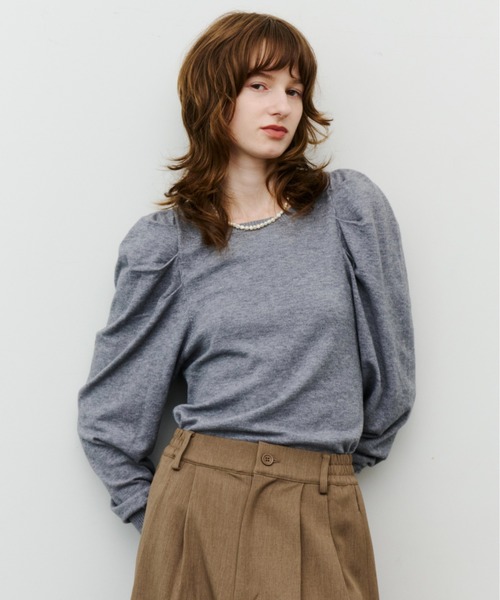 LA BELLE ETUDE(ラベルエチュード)の「パフスリーブベーシックニット(ニット/セーター・レディース・ブラック/グレー/ホワイト/ブルー・FREE)」の16枚目の写真