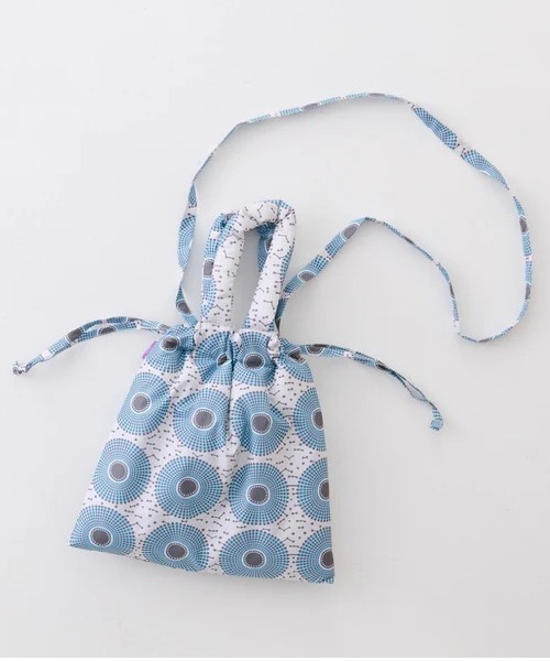 COMMON WARE(コモンウェアー)の「tr:the3/ザスリー quilting mini bag 超軽量 ミニショルダーバッグ(ショルダーバッグ・レディース・グリーン/ネイビー/ブルー/サックスブルー/イエロー/グリーン系その他・FREE)」の4枚目の写真