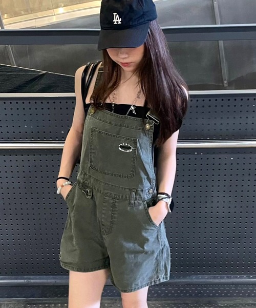 SHEENA（シーナ）の「ワンポイント刺繍ロゴショートサロペット（サロペット/オーバーオール・レディース・カーキ・M）」の17枚目の写真