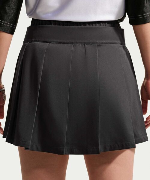 NIKE(ナイキ)の「ナイキ スポーツウェア ウィメンズ プリーツ ミニスカート / Nike Sportswear Women's Pleated Miniskirt IO9612-010 Black(スカート・レディース・ブラック・L/S/M/XL)」の3枚目の写真