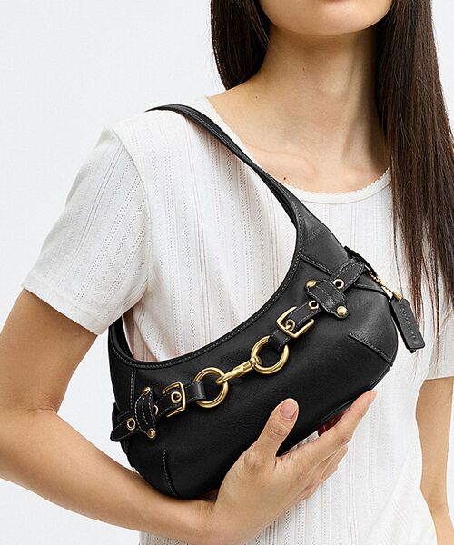 COACH(コーチ)の「ベルテッド エルゴ ショルダー バッグ 26(ショルダーバッグ・レディース・ブラック系その他・ONE)」の1枚目の写真