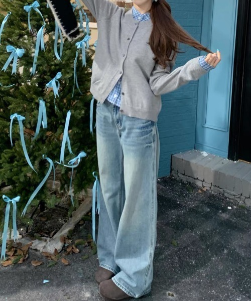 CHUN CHUN NOTES(チュンチュンノーツ)の「26AW/ヴィンテージウォッシュ ワイドストレート ローライズデニムパンツ(デニムパンツ・レディース・サックスブルー・L/M/S)」の8枚目の写真