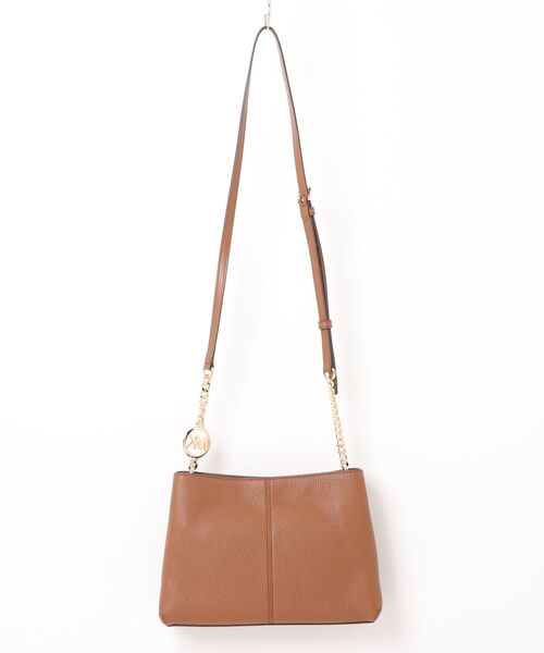 MICHAEL KORS(マイケルコース)の「CHRISTINA トリプルコンパートメント クロスボディ スモール(ショルダーバッグ・レディース・ブラウン系・FREE)」の2枚目の写真