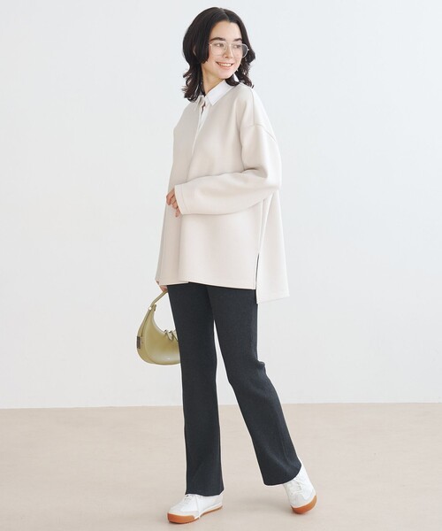UNFILO(アンフィーロ)の「BEAUTY FORM JERSEY ラガーシャツ(スウェット・レディース・ベージュ系/ネイビー系・SMALL/MEDIUM)」の8枚目の写真