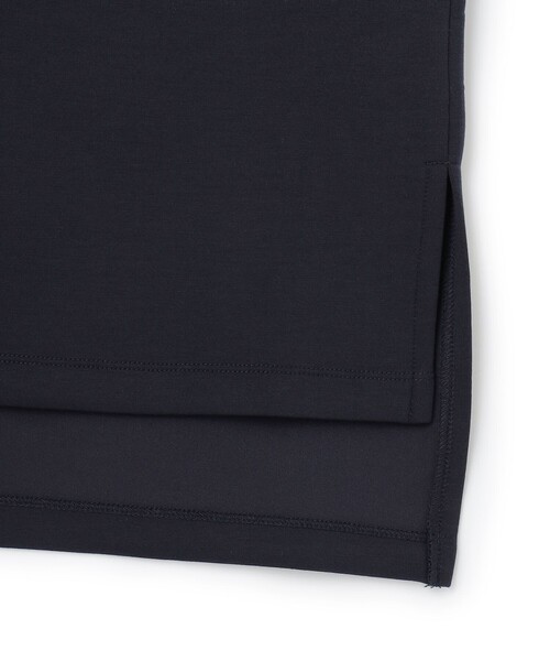 UNFILO(アンフィーロ)の「BEAUTY FORM JERSEY ラガーシャツ(スウェット・レディース・ベージュ系/ネイビー系・SMALL/MEDIUM)」の16枚目の写真