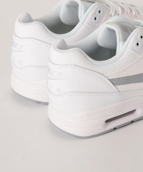 NIKE(ナイキ)の「NIKE(ナイキ) ウィメンズ エアマックス1 ウルトラエッセンシャル(スニーカー・レディース・ホワイト/ブラック・25cm/23cm/23.5cm/24cm/24.5cm)」の8枚目の写真