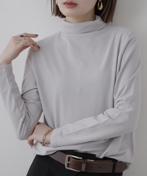 FUNALIVE(ファンアライブ)の「MANIN タートルネックカットソー 長袖(Tシャツ/カットソー・レディース・レッド/ブラック/ライトグレー/ピンク/ネイビー・M)」の22枚目の写真