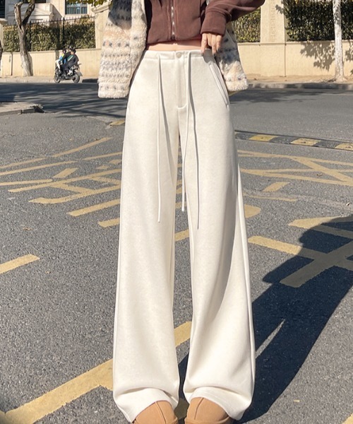 FLINEA(フリネア)の「ハイウエストリボンフリースフレアパンツ(その他パンツ・レディース・チャコールグレー/グレー/ライトベージュ・FREE)」の3枚目の写真