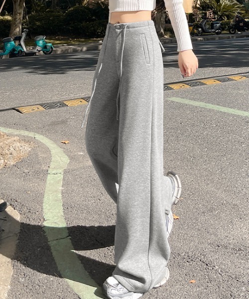 FLINEA(フリネア)の「ハイウエストリボンフリースフレアパンツ(その他パンツ・レディース・チャコールグレー/グレー/ライトベージュ・FREE)」の22枚目の写真