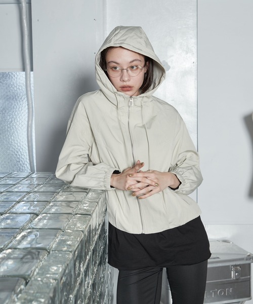 OFROOM(オフルーム)の「【2026秋冬新作】Light Hood Jacket|ライトフードジャケット(ブルゾン・レディース・ライトベージュ/ブラウン・FREE)」の11枚目の写真