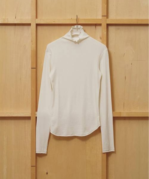 TODAYFUL（トゥデイフル）の「[TODAYFUL/トゥデイフル]Soft Fraise Turtleneck Tops/ソフトフライスタートルネックトップス（Tシャツ/カットソー・レディース・ダークグレー/アイボリー・FREE）」の14枚目の写真