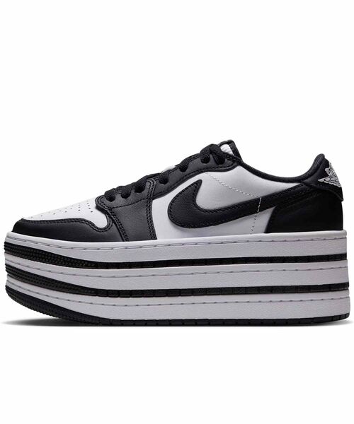 JORDAN BRAND(ジョーダンブランド)の「エア ジョーダン 1 トリプル スタック ウィメンズシューズ / Air Jordan 1 Triple Stack Women's Shoes HV8288-002 Black(スニーカー・レディース・ブラック・23/23.5/24.5/22.5/25.5/26/25/24)」の1枚目の写真