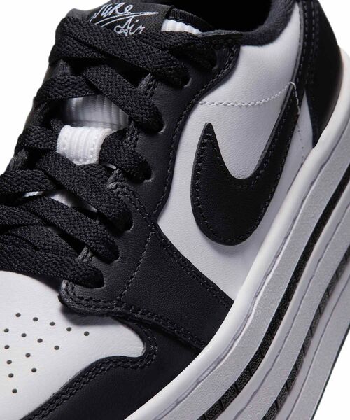 JORDAN BRAND(ジョーダンブランド)の「エア ジョーダン 1 トリプル スタック ウィメンズシューズ / Air Jordan 1 Triple Stack Women's Shoes HV8288-002 Black(スニーカー・レディース・ブラック・23/23.5/24.5/22.5/25.5/26/25/24)」の9枚目の写真