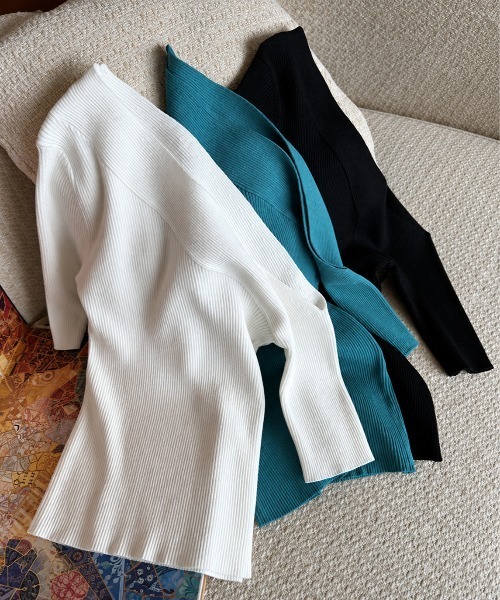 THEODORIC.dy(セオドリックディ)の「ワンショルダー フィットニットトップス(シャツ/ブラウス・レディース・ブラック/ブルー/ホワイト・FREE)」の5枚目の写真