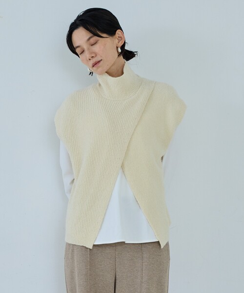qualite(カリテ)の「カシミヤブレンドアシメベスト(ベスト・レディース・グレー/オフホワイト・フリー)」の20枚目の写真
