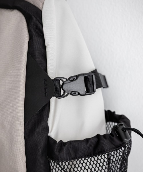 THE NORTH FACE(ザノースフェイス)の「THE NORTH FACE ザ・ノースフェイス HOT SHOT SLING ホットショットスリングバッグ/A4収納ワンショルダーバッグ(ショルダーバッグ・メンズ・ダークブラウン/ブラック・FREE)」の21枚目の写真