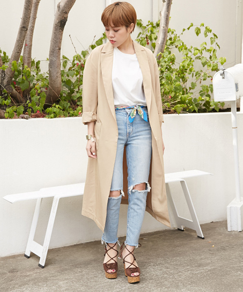 SLY(スライ)の「TAILOR LONG GOWN COAT(チェスターコート・レディース・ネイビー/ベージュ/カーキ・FREE)」の2枚目の写真