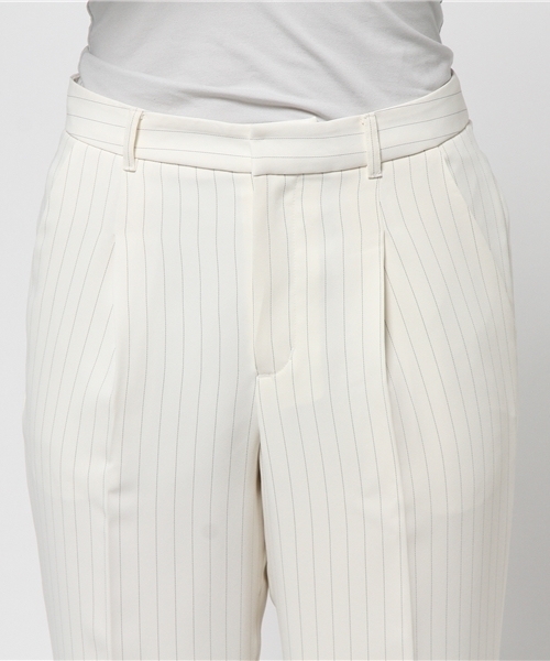 ELFORBR(エルフォーブル)の「ピンストライプタックパンツWHT(その他パンツ・レディース・ホワイト・36/38)」の11枚目の写真