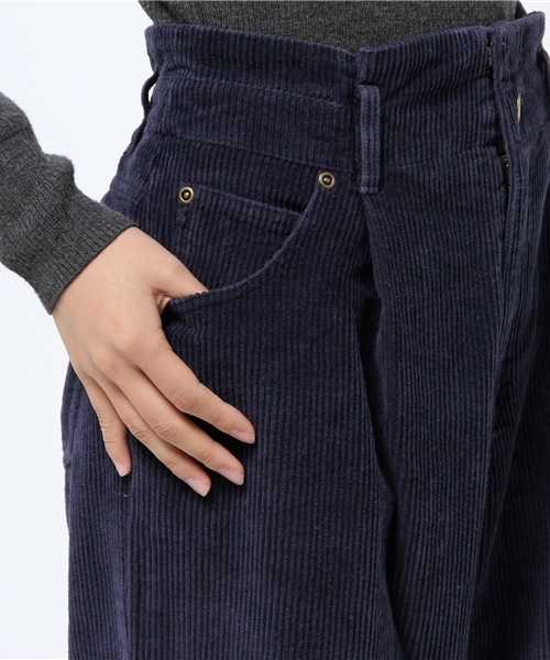 mysty woman（ミスティウーマン）の「コーデュロイタックワイドパンツ（その他パンツ・レディース・ブラウン/グレー/ネイビー/オフホワイト/ピンク/ライトベージュ・FREE）」の14枚目の写真