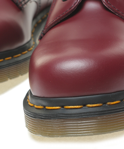 BEAMS（ビームス）の「Dr.Martens / 8HOLE（ブーツ・メンズ・ブラック/ワイン・7/8/9/10）」の5枚目の写真