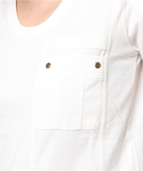 AVIREX（アヴィレックス）の「avirex/ アヴィレックス/ S/S TIERED POCKET TEE/ ティアード ポケット ティーシャツ（Tシャツ/カットソー・レディース・オフホワイト/マスタード/ネイビー/エメラルド・SMALL/MEDIUM/LARGE）」の10枚目の写真