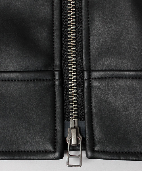 ESSENTIAL GARMENT MEN'S BIGI(エッセンシャルガーメントメンズビギ)の「【2017-18 A/W新作】フェイクレザーシングルライダース(ライダースジャケット・メンズ・ブラック/ダークブルー・SS/L/S/M)」の9枚目の写真