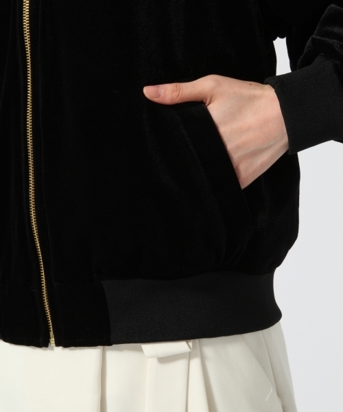 GLOBAL WORK(グローバルワーク)の「ベロアシシュウブルゾン/757153(ブルゾン・レディース・ブラック/グリーン・MEDIUM/LARGE)」の9枚目の写真
