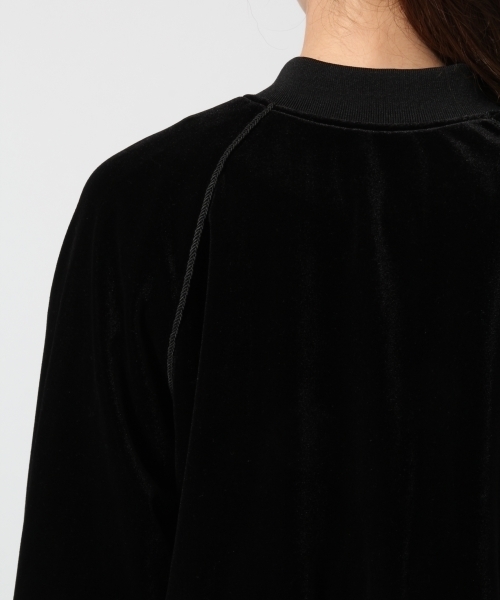 GLOBAL WORK(グローバルワーク)の「ベロアシシュウブルゾン/757153(ブルゾン・レディース・ブラック/グリーン・MEDIUM/LARGE)」の10枚目の写真