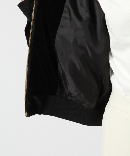 GLOBAL WORK(グローバルワーク)の「ベロアシシュウブルゾン/757153(ブルゾン・レディース・ブラック/グリーン・MEDIUM/LARGE)」の11枚目の写真