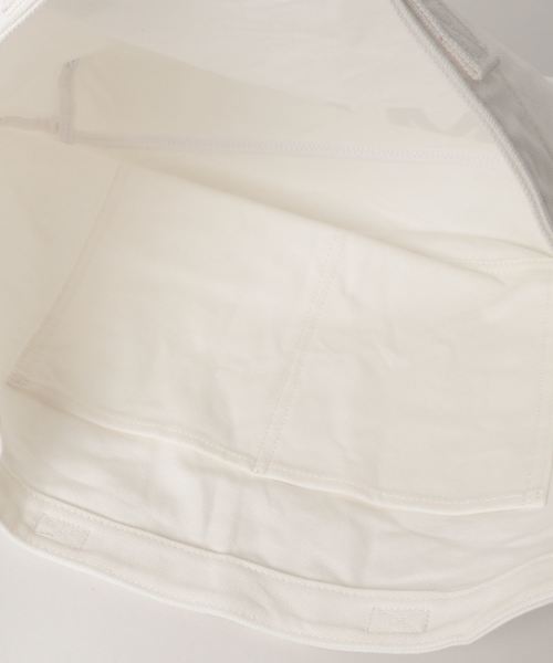 MHL.（エムエイチエル）の「HEAVY COTTON CANVAS（ショルダーバッグ・レディース・ホワイト/ブラック・FREE）」の5枚目の写真