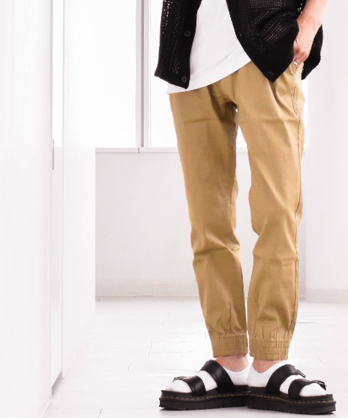 Anytime Songs(エニータイムソングス)の「ストレッチジョガーパンツ(その他パンツ・メンズ・ホワイト/ブラック/ベージュ/カーキ/ネイビー/ブルー/レッド・SMALL/MEDIUM/LARGE/X-LARGE)」の1枚目の写真