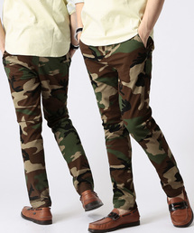 BEAMS | BEAMS / カモフラージュ柄 ストレッチテーパードチノ(チノパンツ)