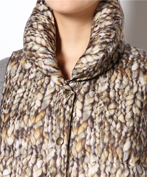 603（ロクマルサン）の「603 ニット柄プリントダウンベスト（ダウンベスト・レディース・ベージュ/ダークグレー・FREE）」の10枚目の写真