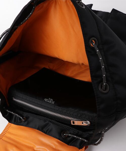 PORTER(ポーター)の「【PORTER】TANKER RUCKSACK/622-69312(バックパック/リュック・メンズ・ブラック/シルバー・FREE)」の5枚目の写真
