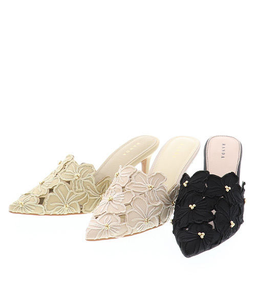 RANDA（ランダ）の「フラワーカッティングミュールパンプス（パンプス・レディース・ブラック/イエロー/クリーム・LL/S/M/L）」の6枚目の写真