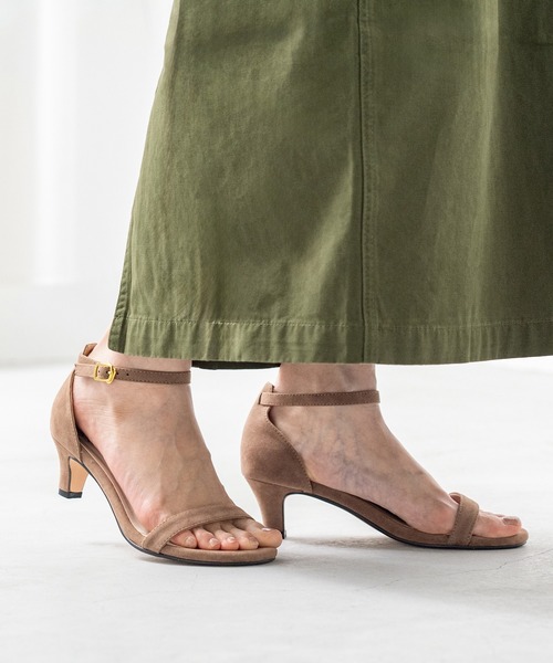 menue（メヌエ）の「5cmヒール すっきりシルエット サンダル（サンダル・レディース・イエロー/ホワイト/ベージュ/ダークブルー/グレイッシュベージュ/ブラック系その他2/マジェンタ/ブラック/ブラック系その他/ピンクベージュ/シルバー/ホワイト系その他/ブラック系その他3/ベージュ系その他/パイソン/ブラウン系その他/ブルーグレー/ラベンダー/その他/ライトグリーン・SS/S/3L/LL/M/L/XS）」の11枚目の写真