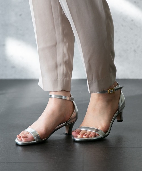 menue（メヌエ）の「5cmヒール すっきりシルエット サンダル（サンダル・レディース・イエロー/ホワイト/ベージュ/ダークブルー/グレイッシュベージュ/ブラック系その他2/マジェンタ/ブラック/ブラック系その他/ピンクベージュ/シルバー/ホワイト系その他/ブラック系その他3/ベージュ系その他/パイソン/ブラウン系その他/ブルーグレー/ラベンダー/その他/ライトグリーン・SS/S/3L/LL/M/L/XS）」の18枚目の写真