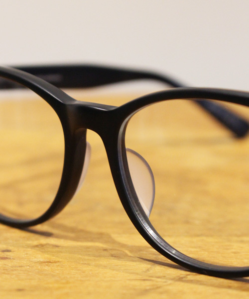 BEAUTY&YOUTH UNITED ARROWS（ビューティーアンドユースユナイテッドアローズ）の「BYSF∵KANEKO別注メガネ UAW-09◆（メガネ・レディース・ブラック/ブラウン・FREE）」の4枚目の写真