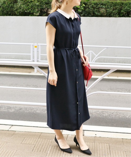 La TOTALITE（ラトータリテ）の「ラウンドバイカラーワンピース【手洗い可能】◆（ワンピース・レディース・ベージュ/ネイビー・FREE）」の2枚目の写真