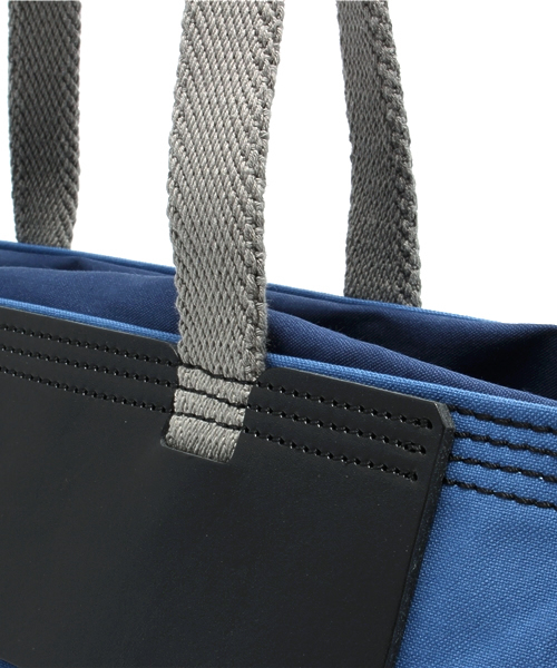 CAMPER(カンペール)の「CAMPER by MIKE ABELSON プレーントートM(トートバッグ・レディース・ブルー・FREE)」の5枚目の写真