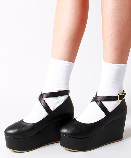 WEGO(ウィゴー)の「WEGO/クロスパンプス(パンプス・レディース・ホワイト/ブラック/サックスブルー/パープル・24.5cm/23.5cm)」の3枚目の写真