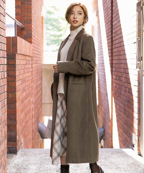 KOBE LETTUCE（コウベレタス）の「［ミディアム/ロング丈］シンプルチェスターコート（チェスターコート・レディース・グリーン系その他2/グリーン系その他4/ベージュ系その他/パープル系その他/グレー系その他2/ラベンダー/ブラック系その他/グレー系その他/ライトグレー/ブラック/ベージュ/チャコールグレー/ブルー系その他/グリーン系その他3/ブルー/グリーン系その他・L/MEDIUM/LARGE/M）」の12枚目の写真