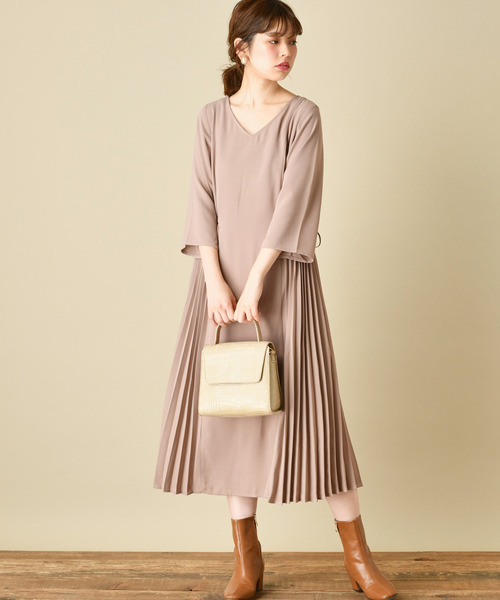 natural couture（ナチュラルクチュール）の「両サイドプリーツ