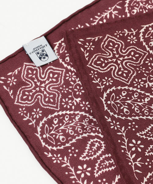 BEAMS F（ビームスエフ）の「JOHN COMFORT / 小紋柄 + リーフ チーフ（バンダナ/スカーフ・メンズ・ネイビー/ブラック/ブラウン/ワイン・ONE SIZE）」の6枚目の写真