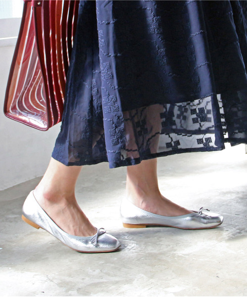 【INTER-CHAUSSURES】リボン付きスクエアフラットパンプス(I01505) 【INTER-CHAUSSURES】リボン付きスクエアフラットパンプス(I01505)