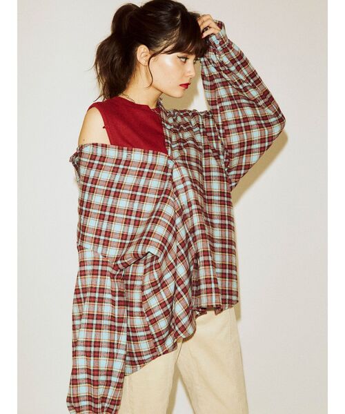 jouetie（ジュエティ）の「アシメレイヤードシャツ（シャツ/ブラウス・レディース・ブラック/ブラウン/レッド/ブルー・MEDIUM）」の4枚目の写真