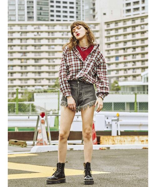 jouetie（ジュエティ）の「アシメレイヤードシャツ（シャツ/ブラウス・レディース・ブラック/ブラウン/レッド/ブルー・MEDIUM）」の17枚目の写真